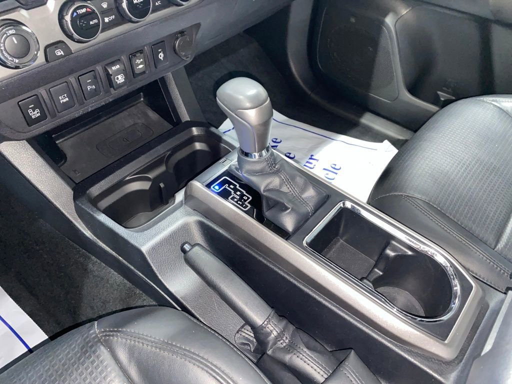 Used 2018 Toyota Tacoma Limited w/ Four Season Floor Mat Package image 21