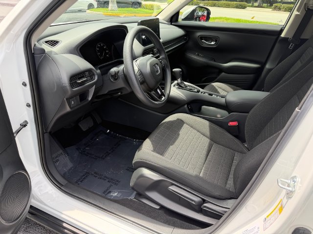 Used 2026 Honda HR-V LX image 10