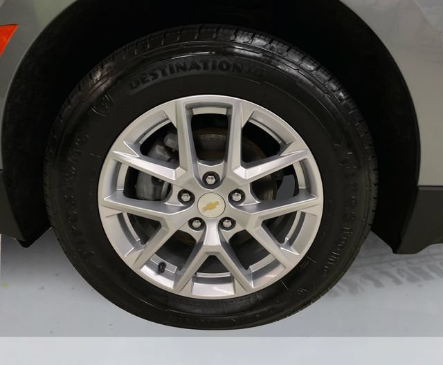 Used 2023 Chevrolet Equinox LT w/ LPO, Floor Liner Package AWD/4WD image 19