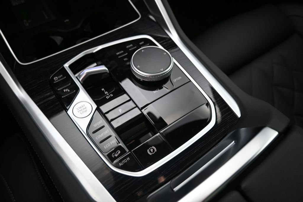 New 2027 BMW X6 xDrive40i AWD/4WD image 17