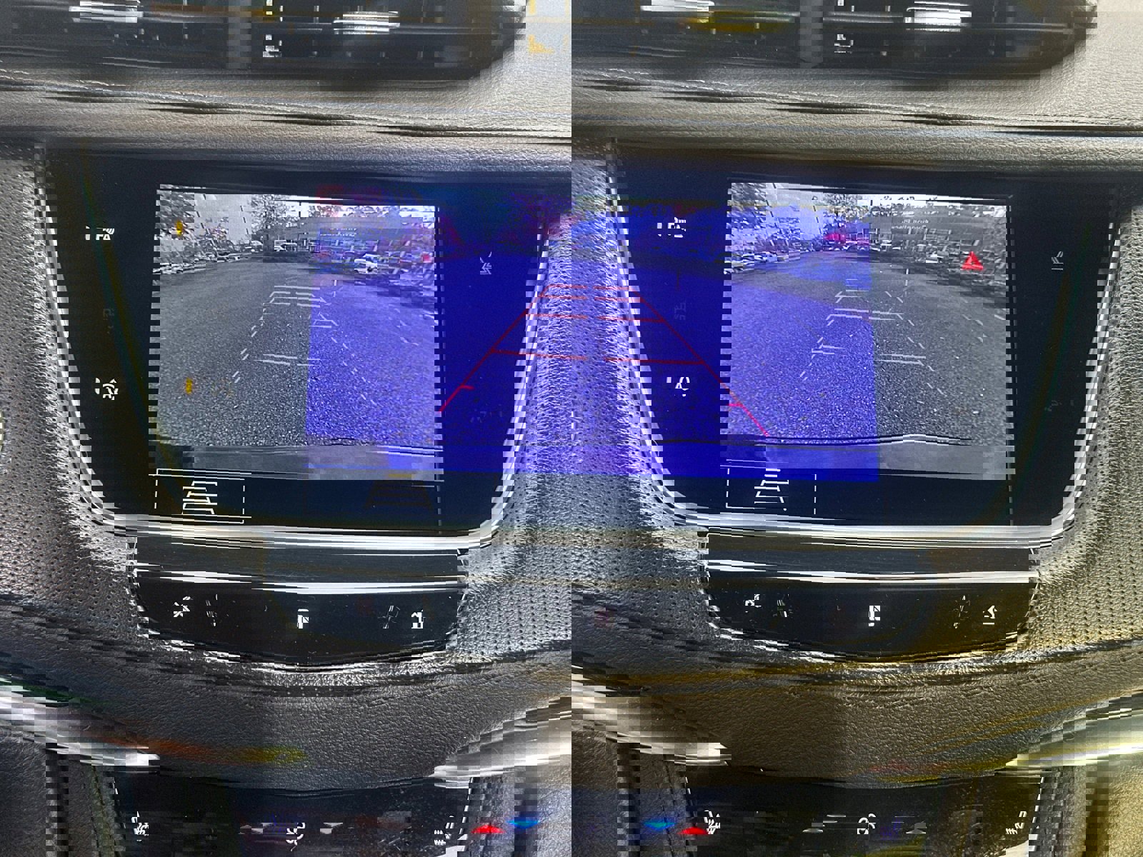 Used 2020 Cadillac XT5 Premium Luxury w/ LPO, Floor Liner Package image 30