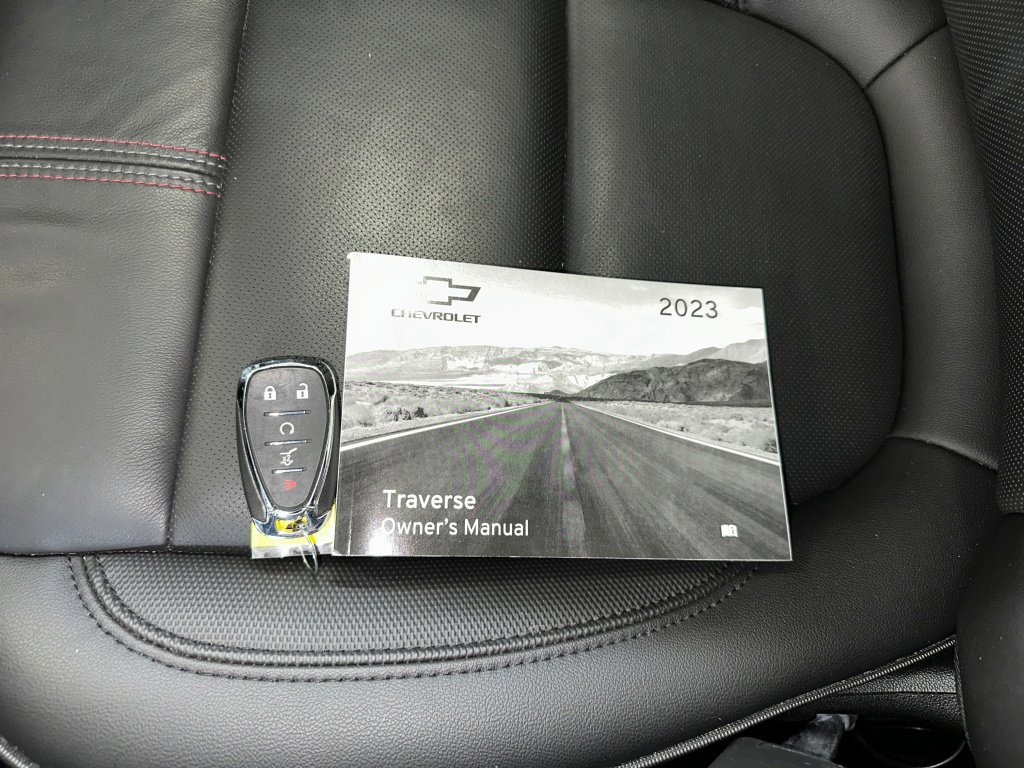 Certified 2023 Chevrolet Traverse RS w/ LPO, Floor Liner Package image 18