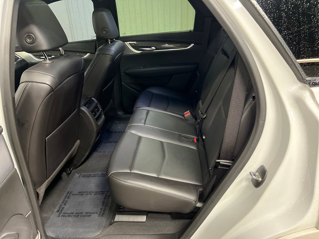 Certified 2023 Cadillac XT5 Sportv w/ Technology Package image 13