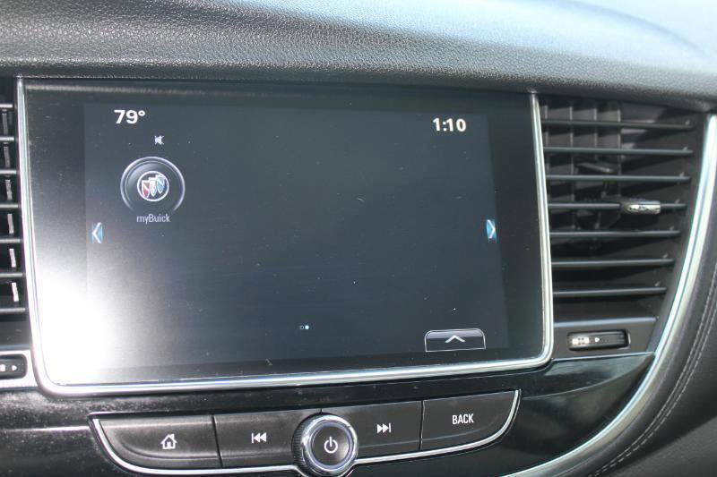 Used 2018 Buick Encore Essence AWD/4WD image 32