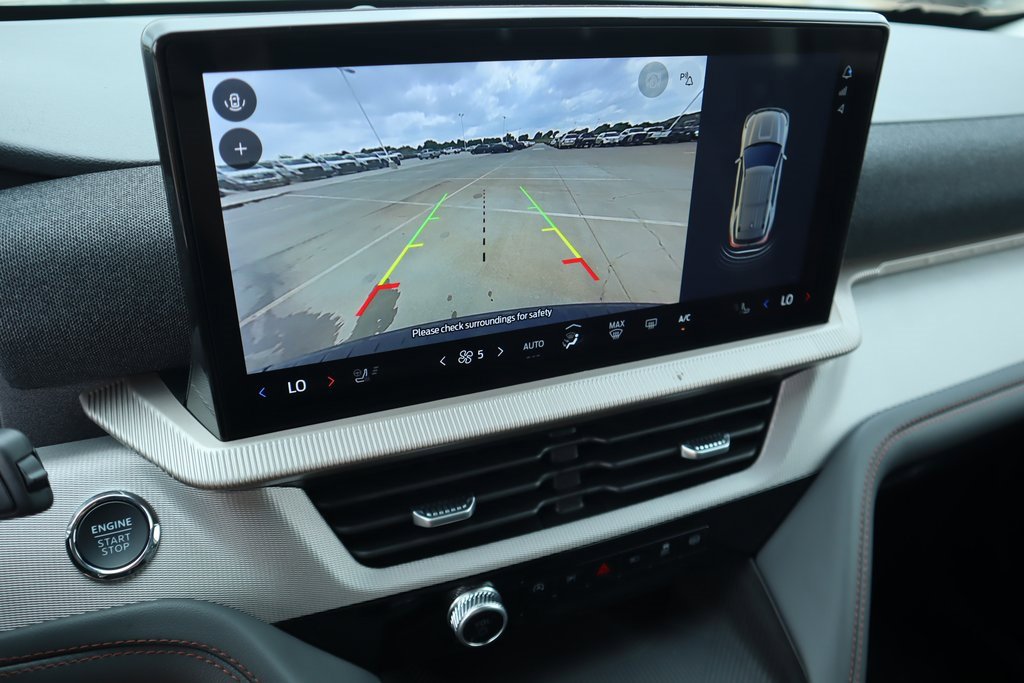 New 2025 Ford Explorer Active w/ Active Comfort Package image 7