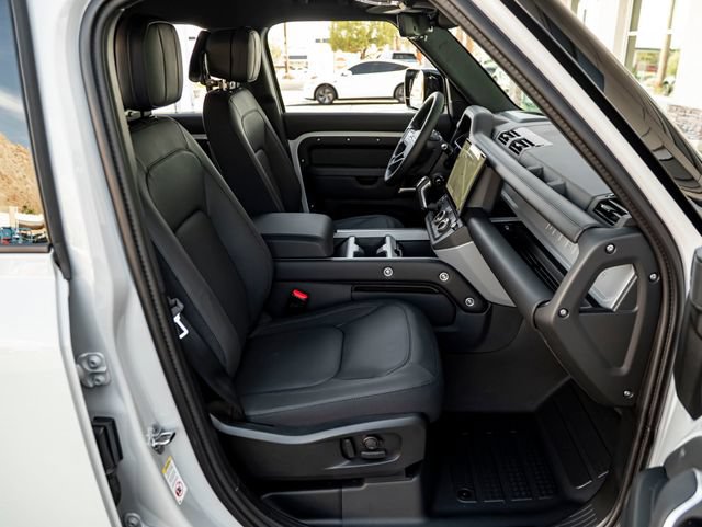 New 2026 Land Rover Defender 110 X AWD/4WD image 33