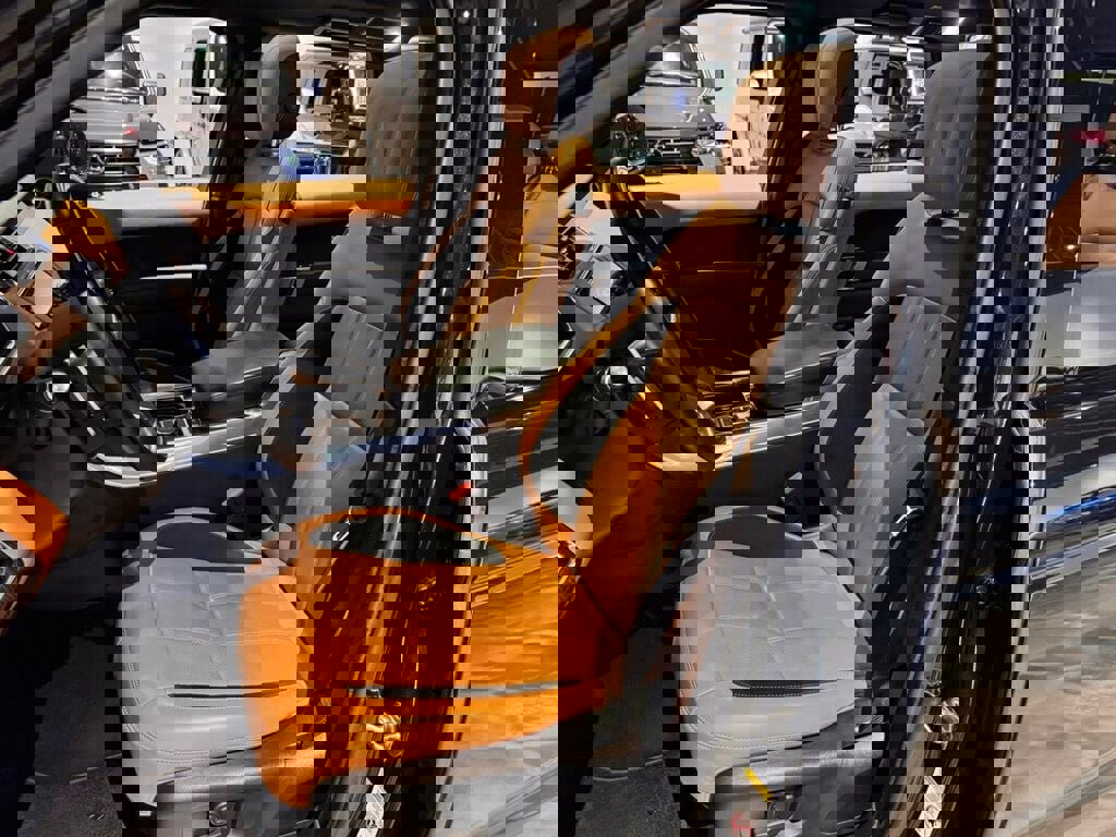 Used 2021 Land Rover Range Rover Sport HSE Dynamic image 10