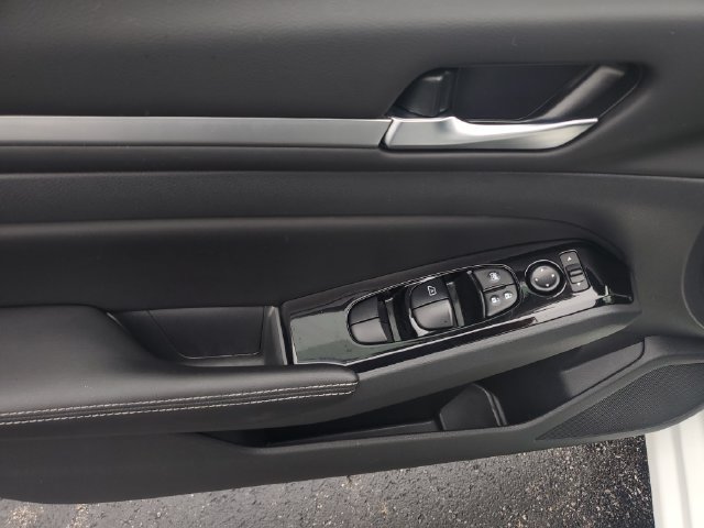Certified 2023 Nissan Altima 2.5 SV FWD image 20