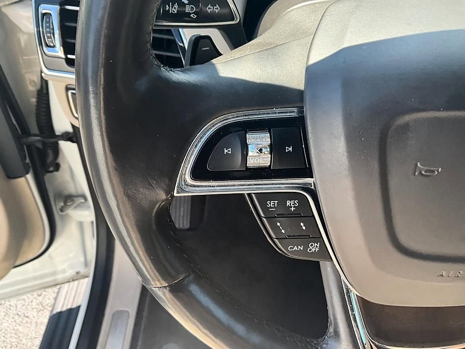 Used 2020 Lincoln Navigator Reserve w/ Luxury Package AWD/4WD image 37