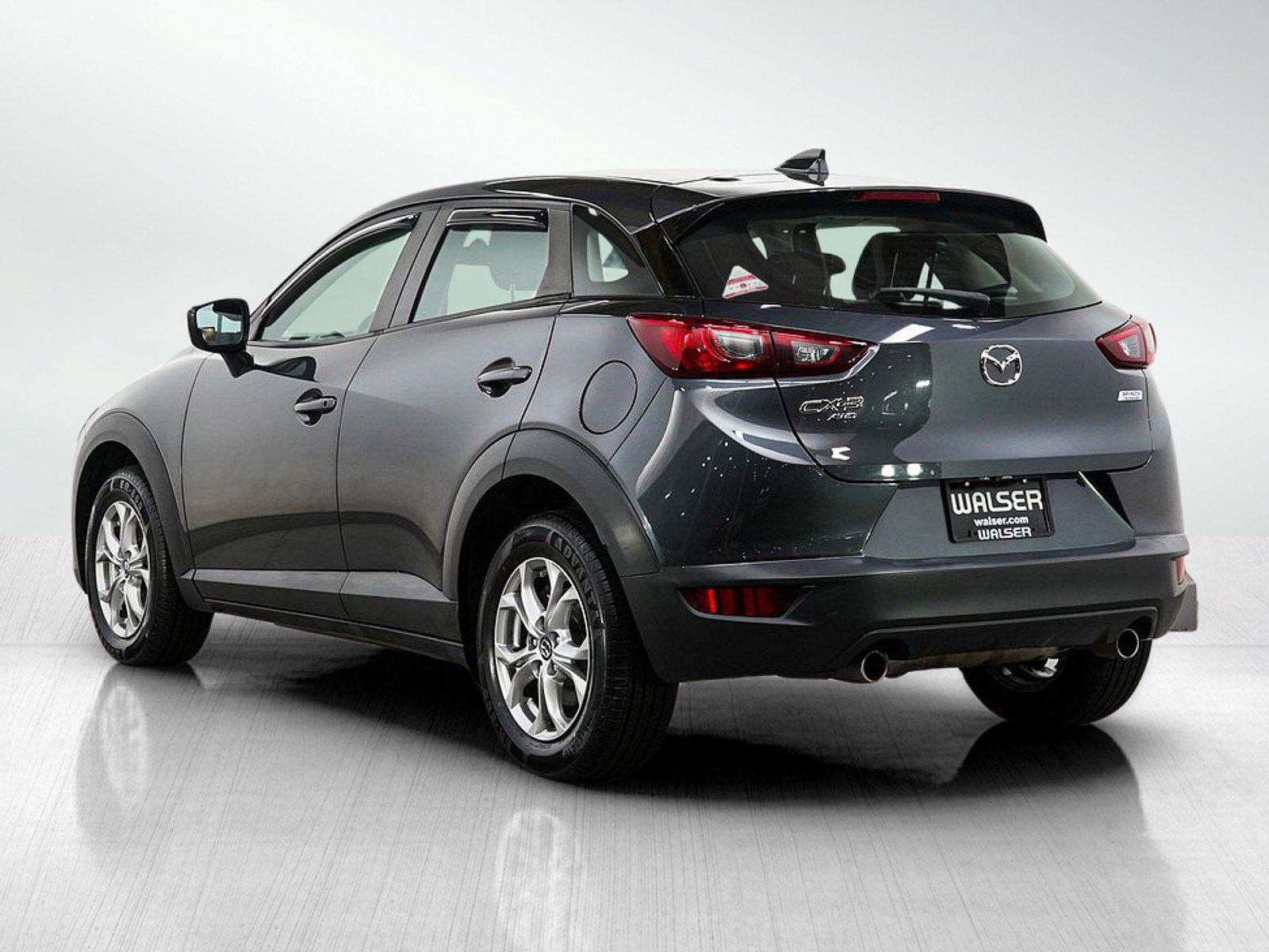 Used 2017 MAZDA CX-3 Sport AWD/4WD image 3