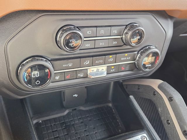 Used 2024 Ford Bronco Outer Banks image 22