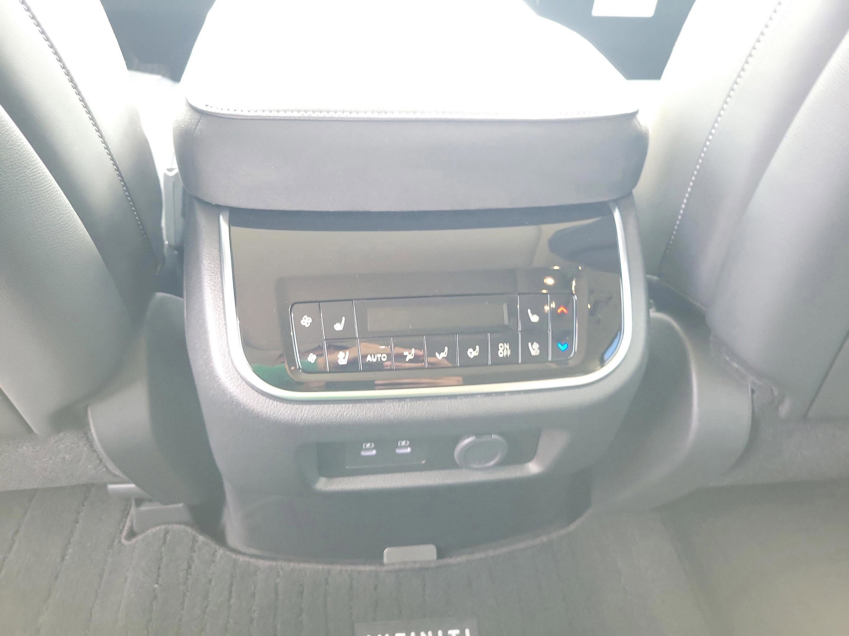 New 2026 INFINITI QX80 Luxe image 30