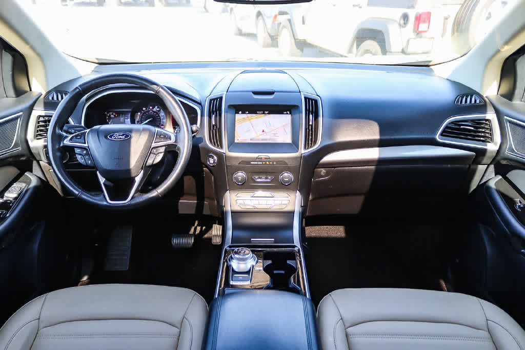 Used 2019 Ford Edge SEL w/ Equipment Group 201A FWD image 12