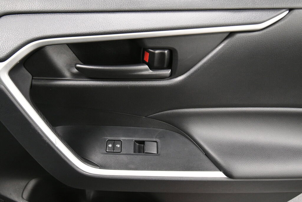 Certified 2024 Toyota RAV4 LE image 26