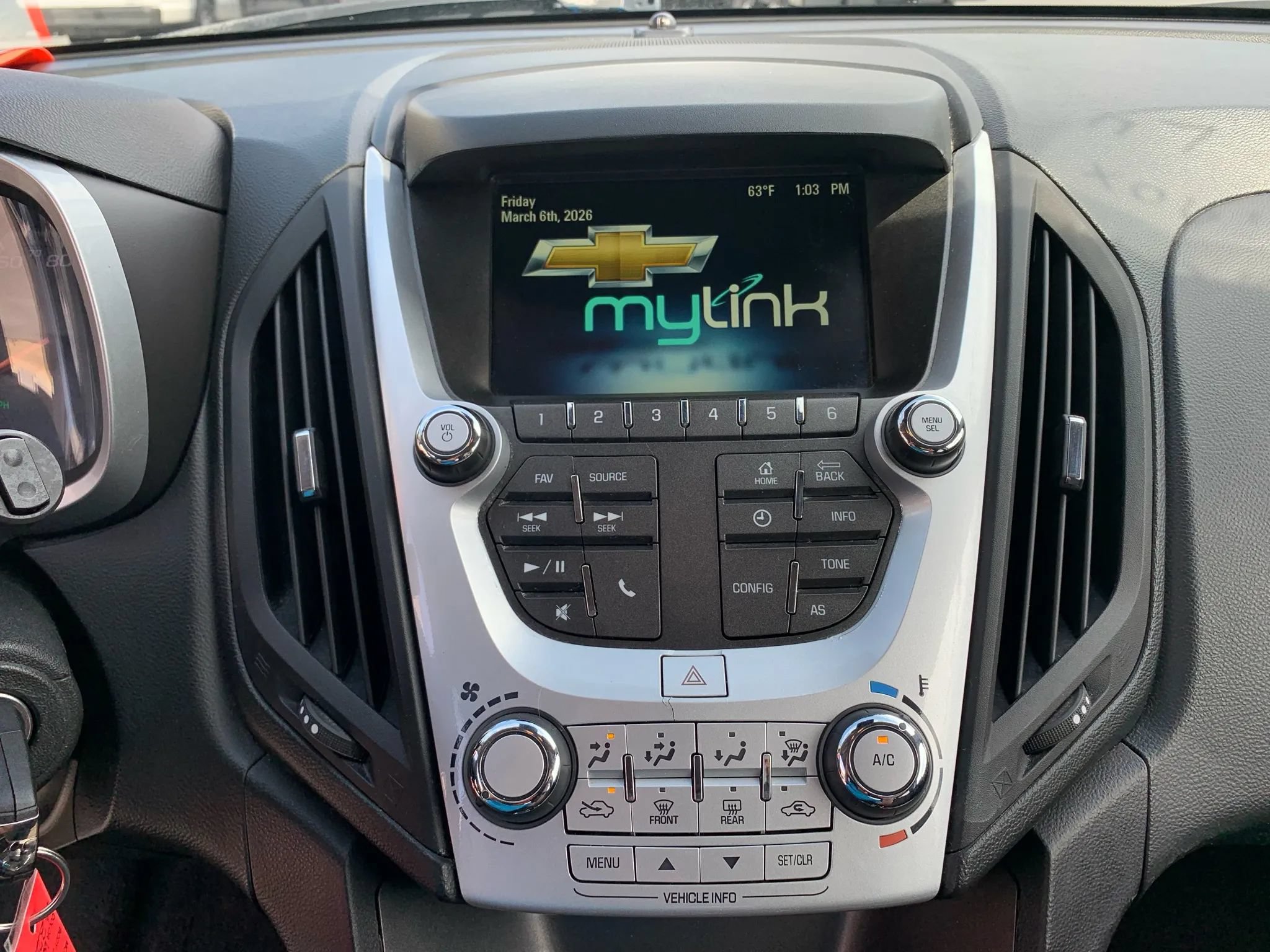 Used 2016 Chevrolet Equinox LT AWD/4WD image 15