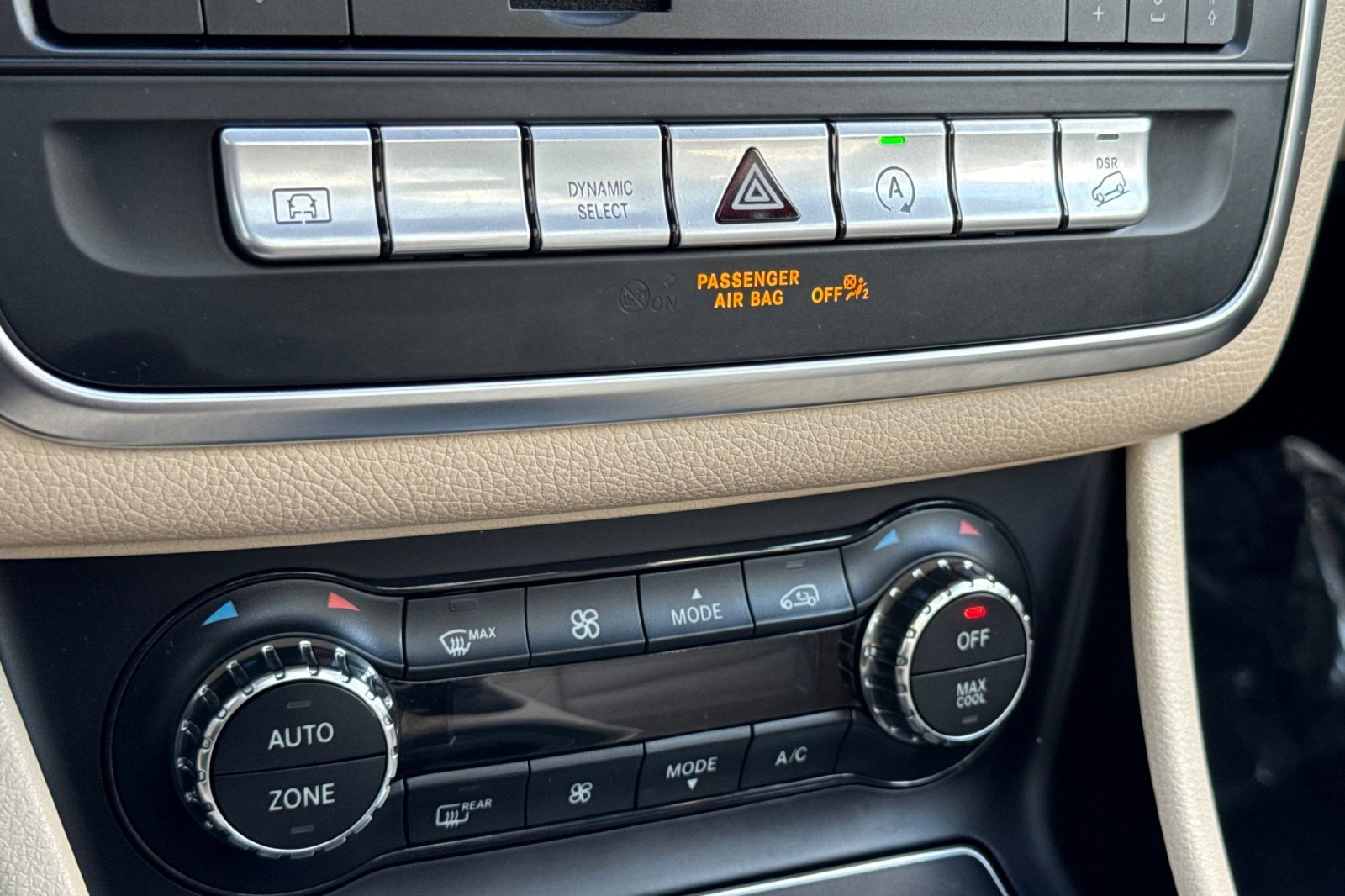 Certified 2018 Mercedes-Benz GLA 250 4MATIC image 16