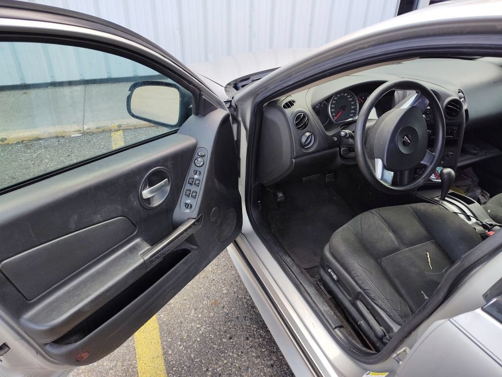 Used 2008 Pontiac Grand Prix FWD image 12
