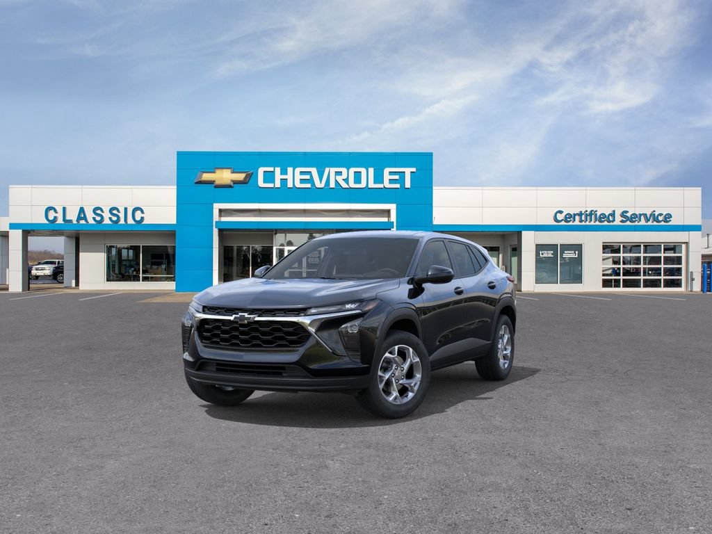 New 2026 Chevrolet Trax LS w/ LS Convenience Package FWD image 11