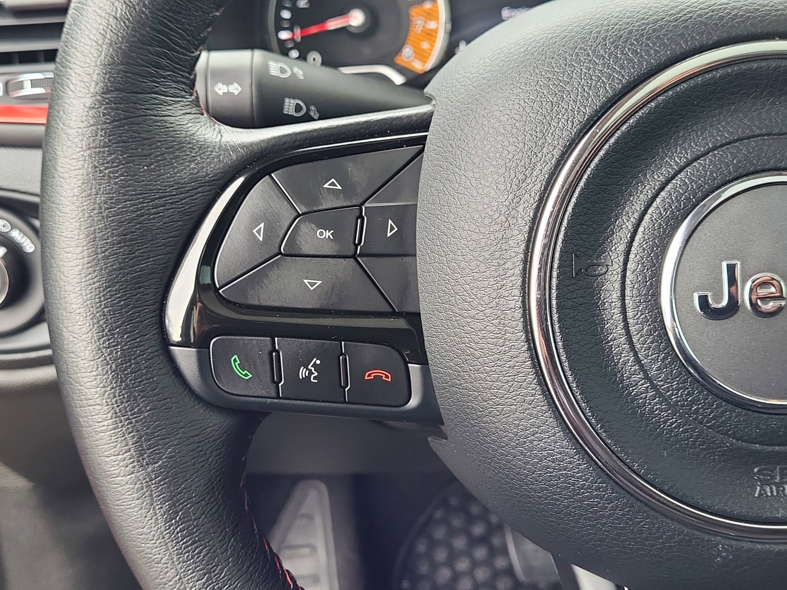 Used 2022 Jeep Renegade Trailhawk w/ Sun/Sound Group image 12