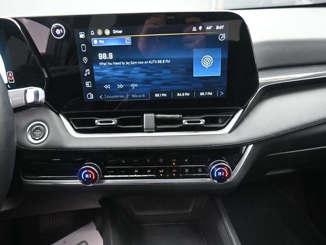 Used 2025 Chevrolet Equinox LT w/ Convenience Package II image 10