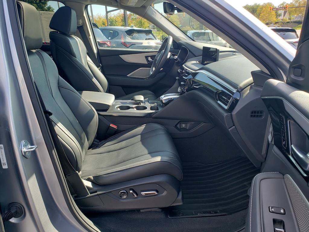 Certified 2023 Acura MDX w/ Technology Package AWD/4WD image 23