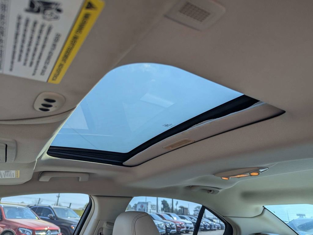 Used 2012 Ford Taurus Limited image 19