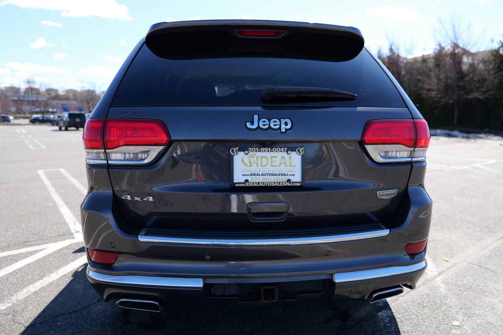 Used 2018 Jeep Grand Cherokee Summit image 8