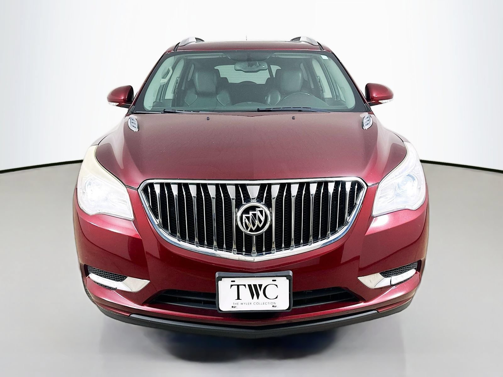 Used 2016 Buick Enclave Leather FWD image 2