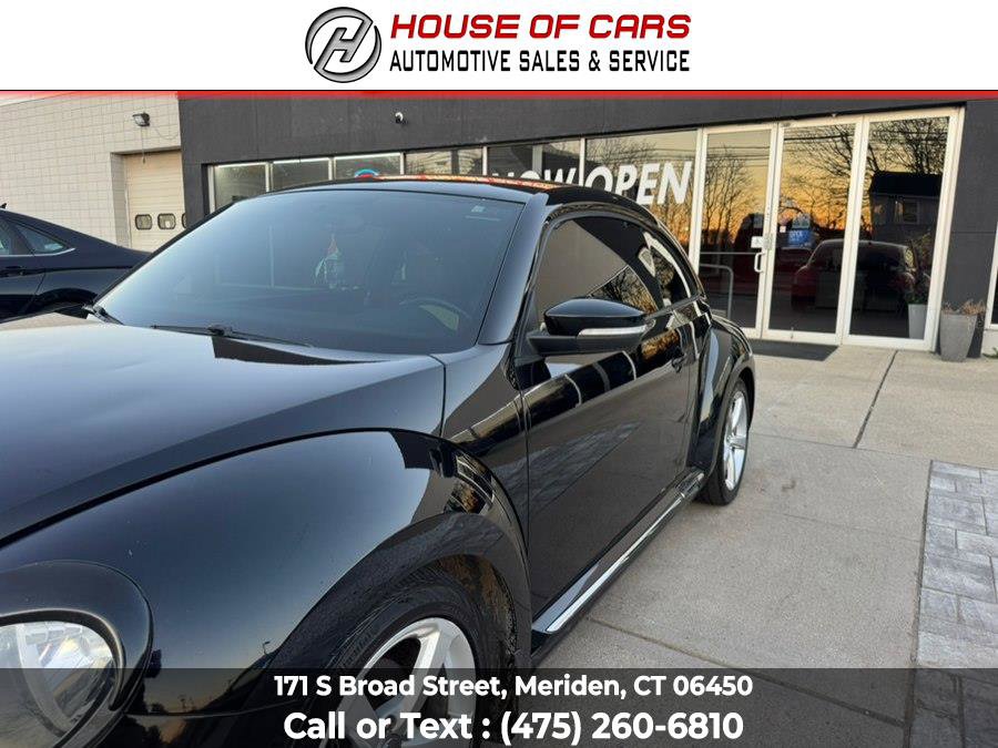 Used 2015 Volkswagen Beetle 1.8T Classic FWD image 10