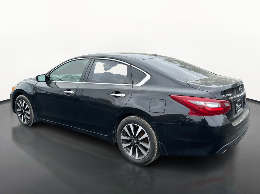 Used 2018 Nissan Altima 2.5 SV FWD image 5