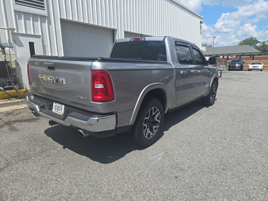 Used 2025 RAM 1500 Laramie w/ Advanced Safety Group II AWD/4WD image 5