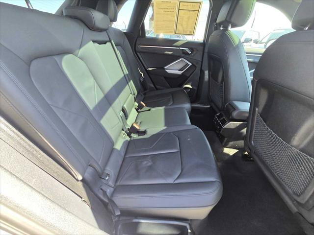 Used 2024 Audi Q3 2.0T Premium AWD/4WD image 12