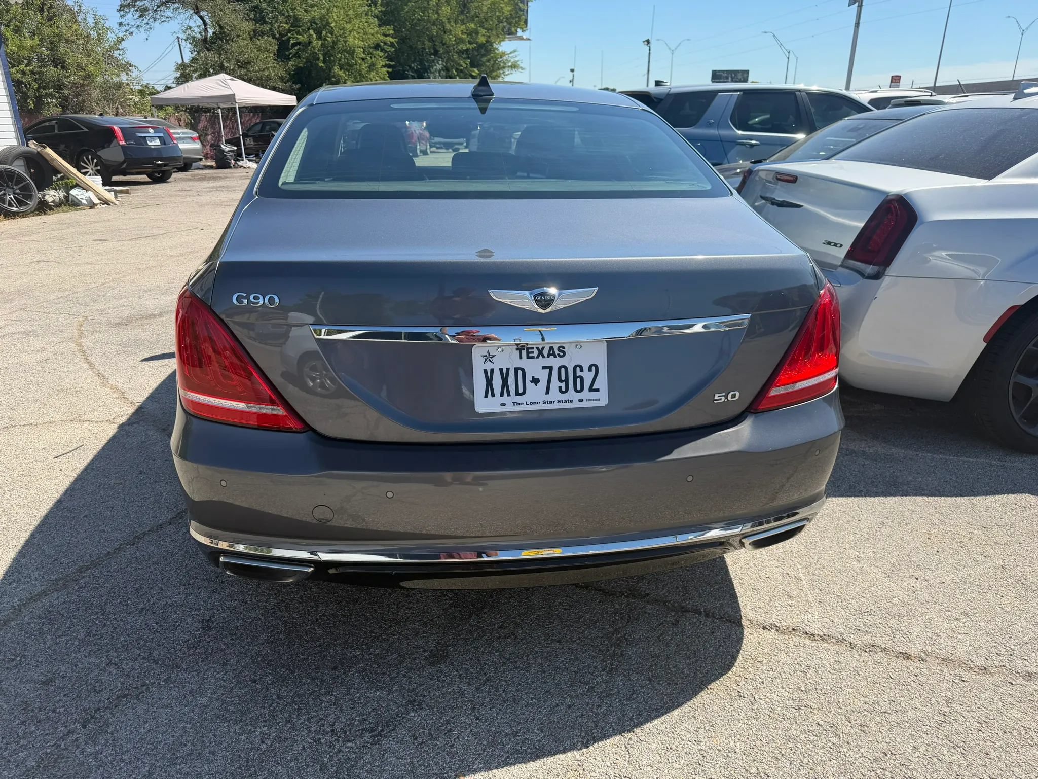 Used 2017 Genesis G90 5.0 Ultimate RWD image 5