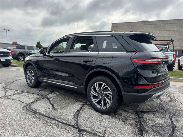 New 2026 Lincoln Corsair Premiere image 7