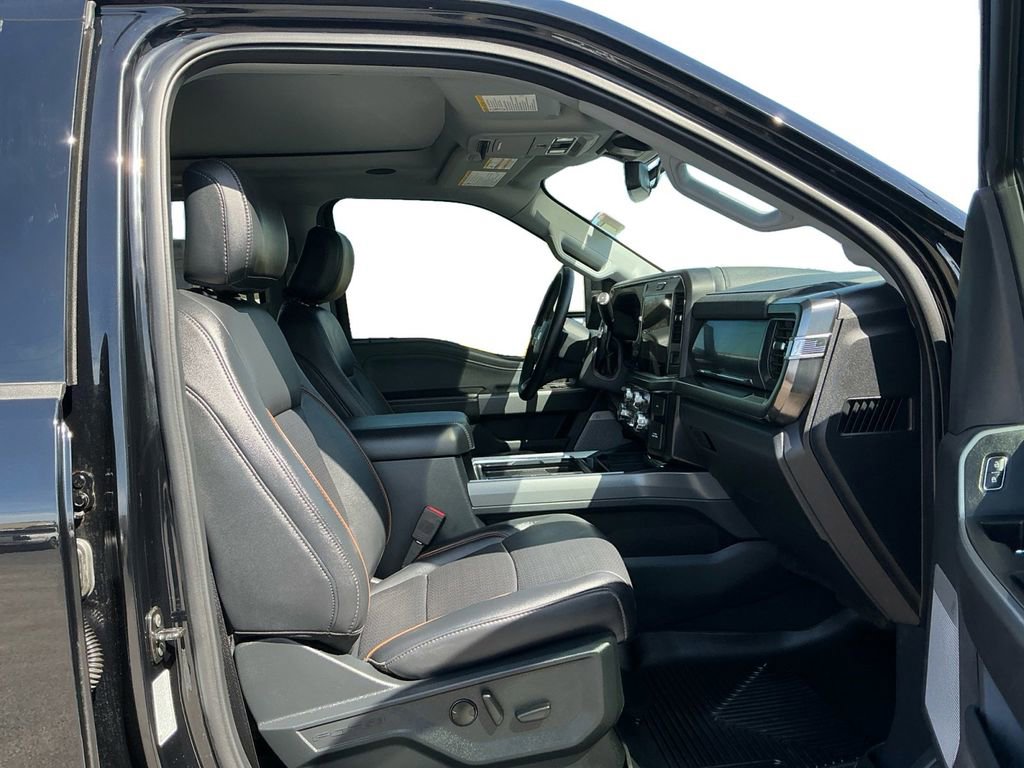 Used 2025 Ford F250 Lariat w/ Lariat Ultimate Package AWD/4WD image 22