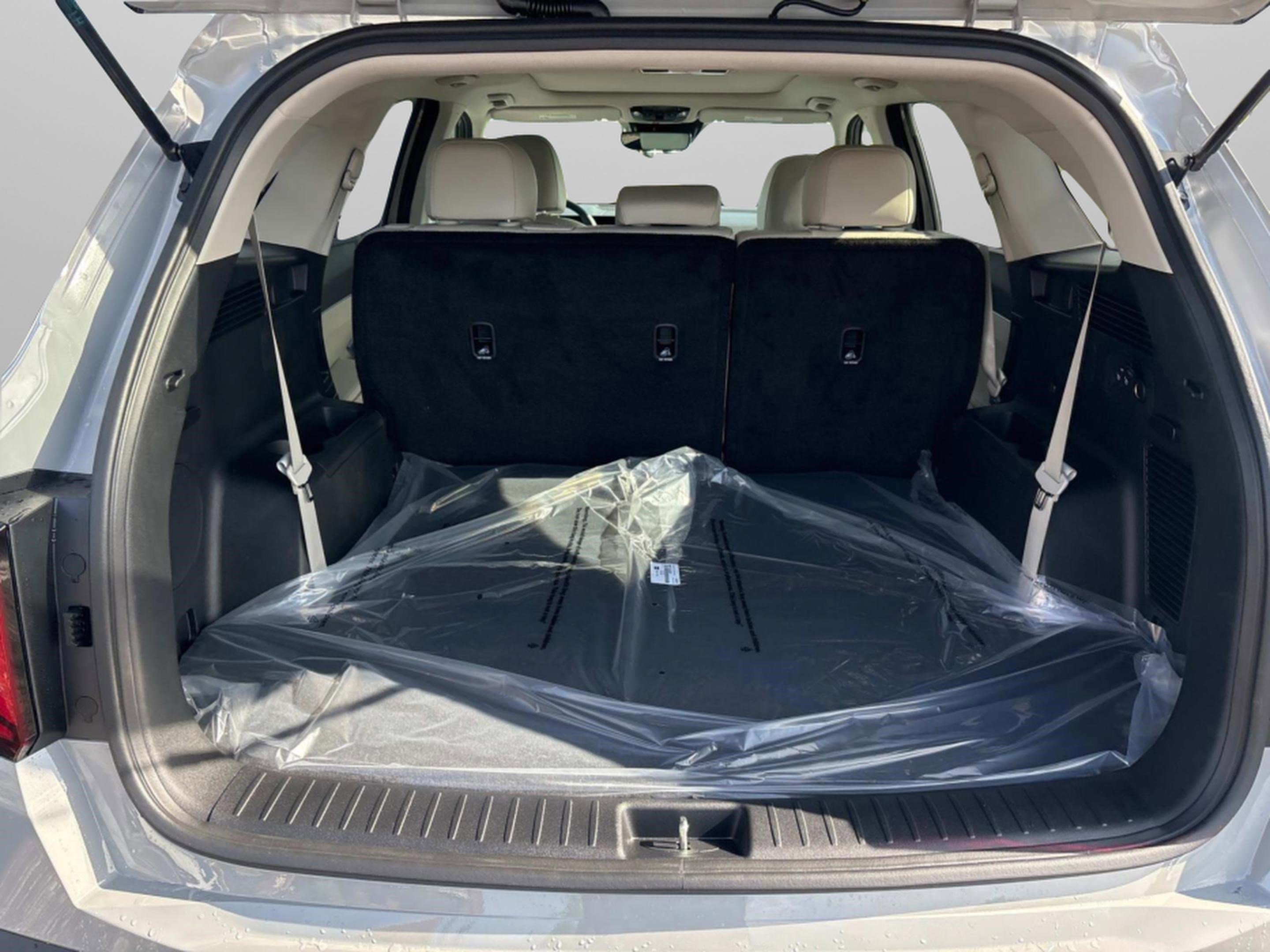 New 2025 Kia Sorento S w/ Panoramic Sunroof Package image 12