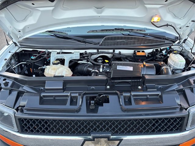 Used 2017 Chevrolet Express 3500 LT w/ LT Preferred Equipment Group image 38