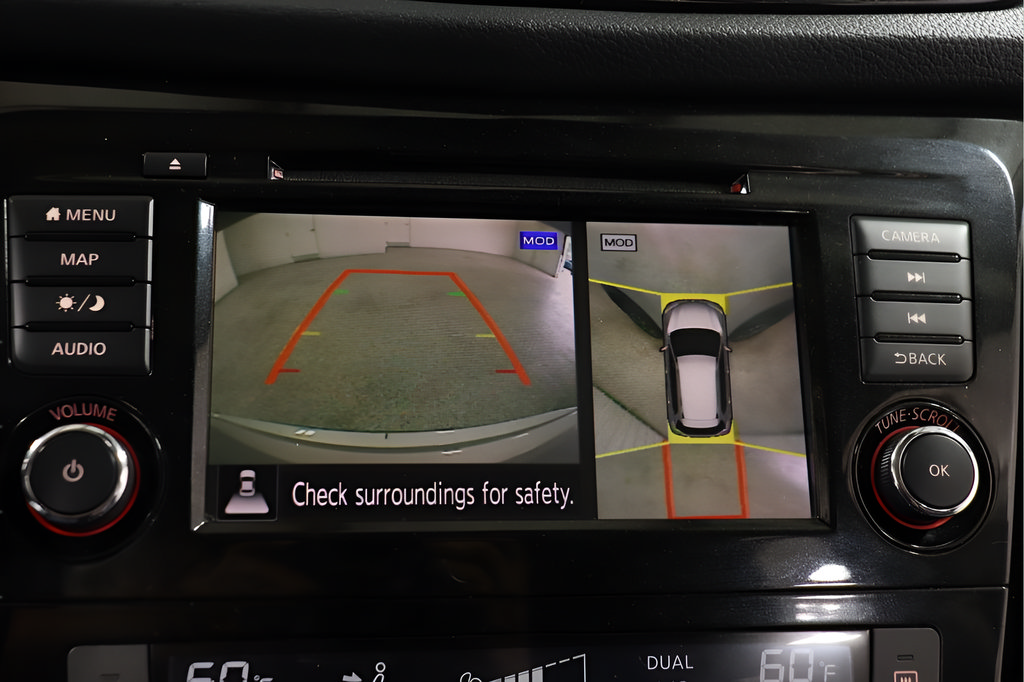 Used 2018 Nissan Rogue SL AWD/4WD image 11