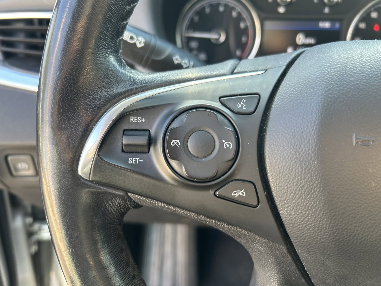 Used 2021 Buick Enclave Preferred image 21