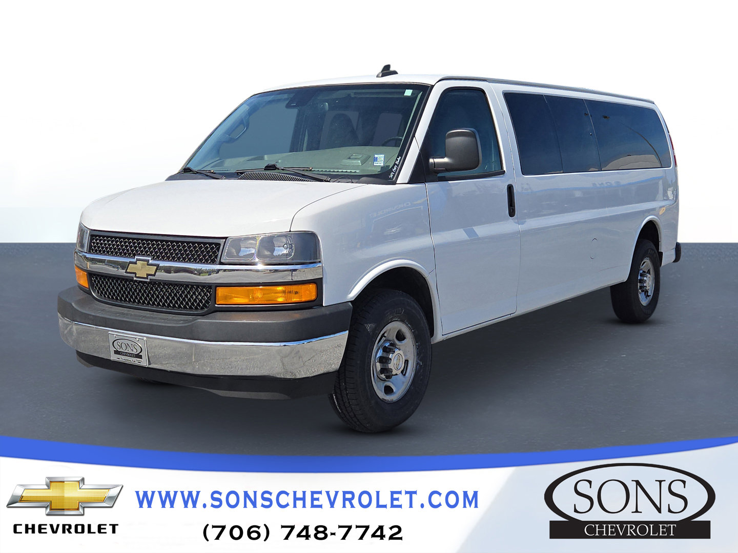 Used 2021 Chevrolet Express 3500 LT w/ LT Preferred Equipment Group RWD image 1