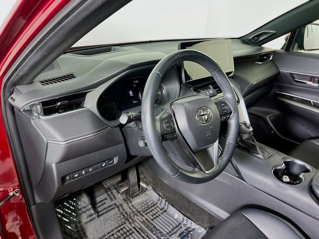 Used 2021 Toyota Venza Limited w/ Advanced Technology Package image 8