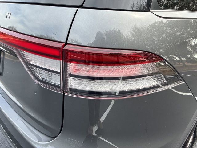 Certified 2025 Lincoln Aviator Reserve w/ Equipment Group 201A image 14