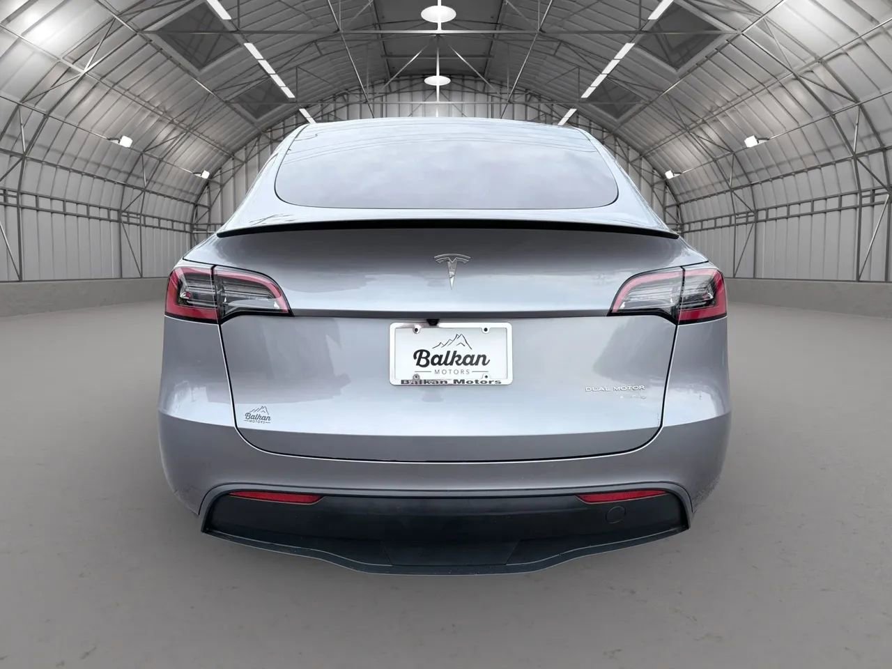 Used 2025 Tesla Model Y Performance image 10