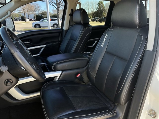 Used 2019 Nissan Titan PRO-4X w/ Pro-4x Convenience Package image 27