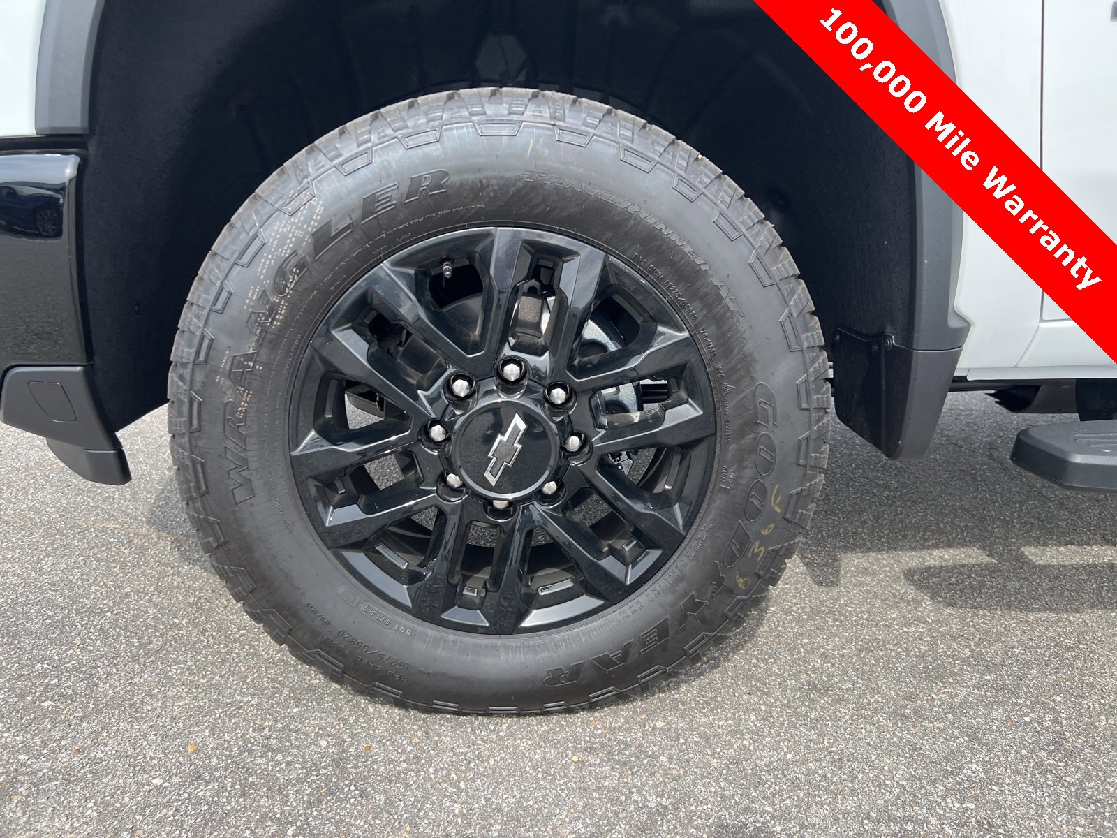 New 2026 Chevrolet Silverado 2500 Custom w/ Custom Value Package image 10