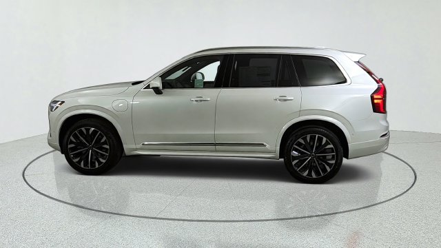 New 2026 Volvo XC90 T8 Plus w/ Protection Package Premier AWD/4WD image 4