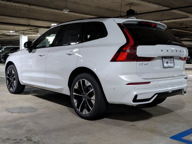New 2026 Volvo XC60 B5 Plus w/ Protection Package Premier AWD/4WD image 5