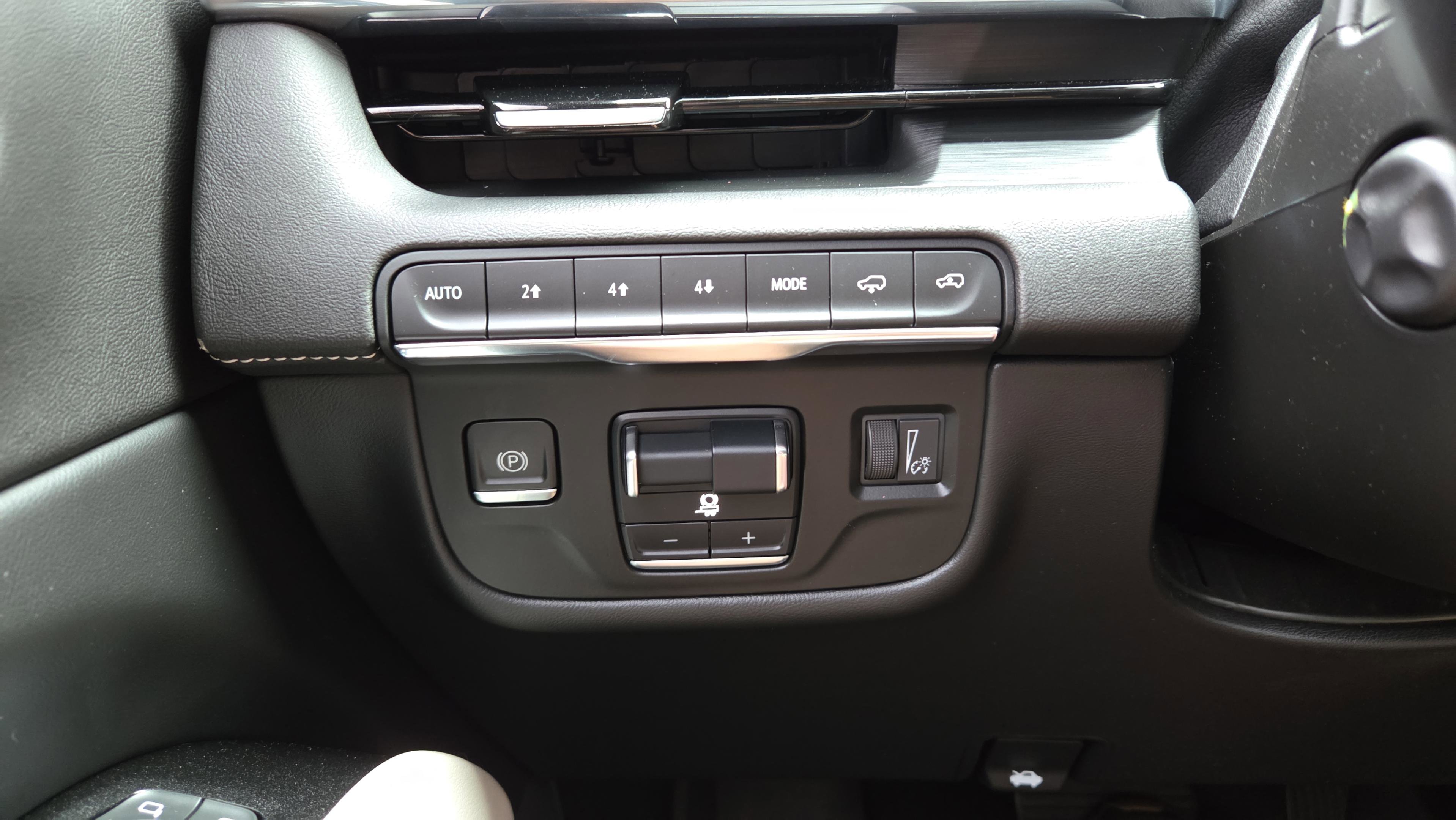 Used 2021 Cadillac Escalade Sport w/ Driver Assist Tech Package image 29