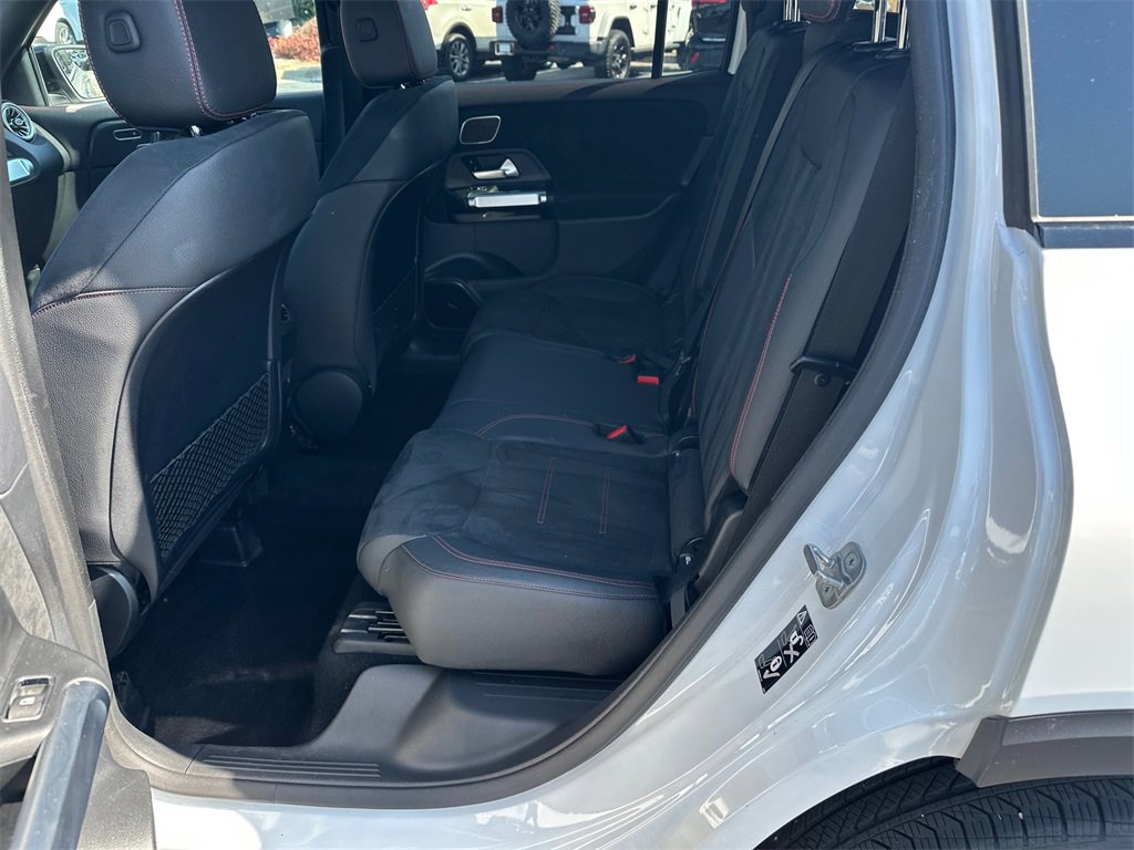 Certified 2024 Mercedes-Benz GLB 250 image 23