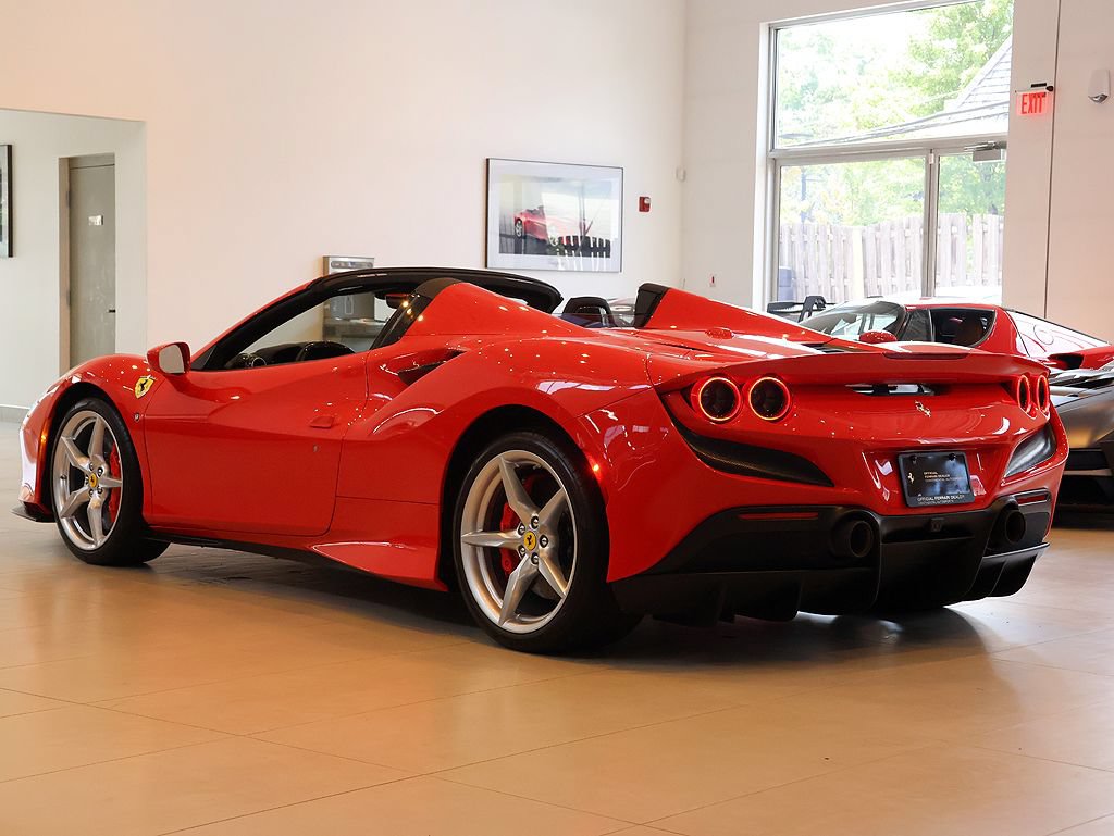 Certified 2023 Ferrari F8 Tributo RWD image 2